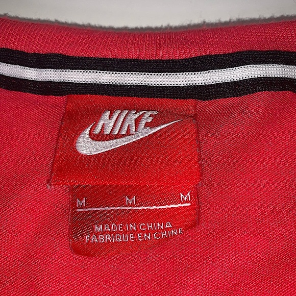 Women’s Classic Nike Tank Top
Medium; Gently Used - Picture 3 of 7